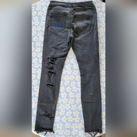 Size 27 NOISY MAY Distressed Black Women Jeans - Picture 2 of 4